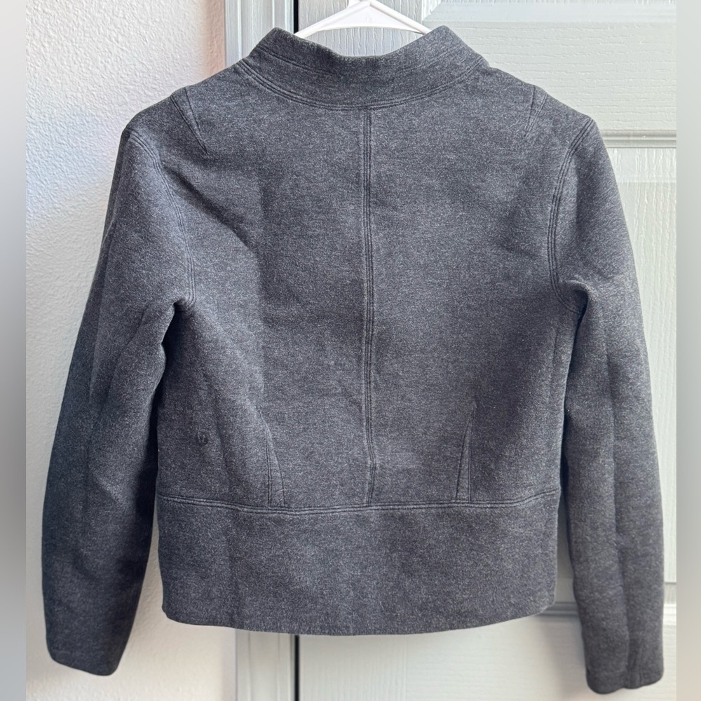 Lululemon City Bound Turtleneck with Front Pocket - Picture 2 of 4